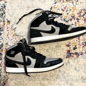 Black and gray youth air Jordan retro 1